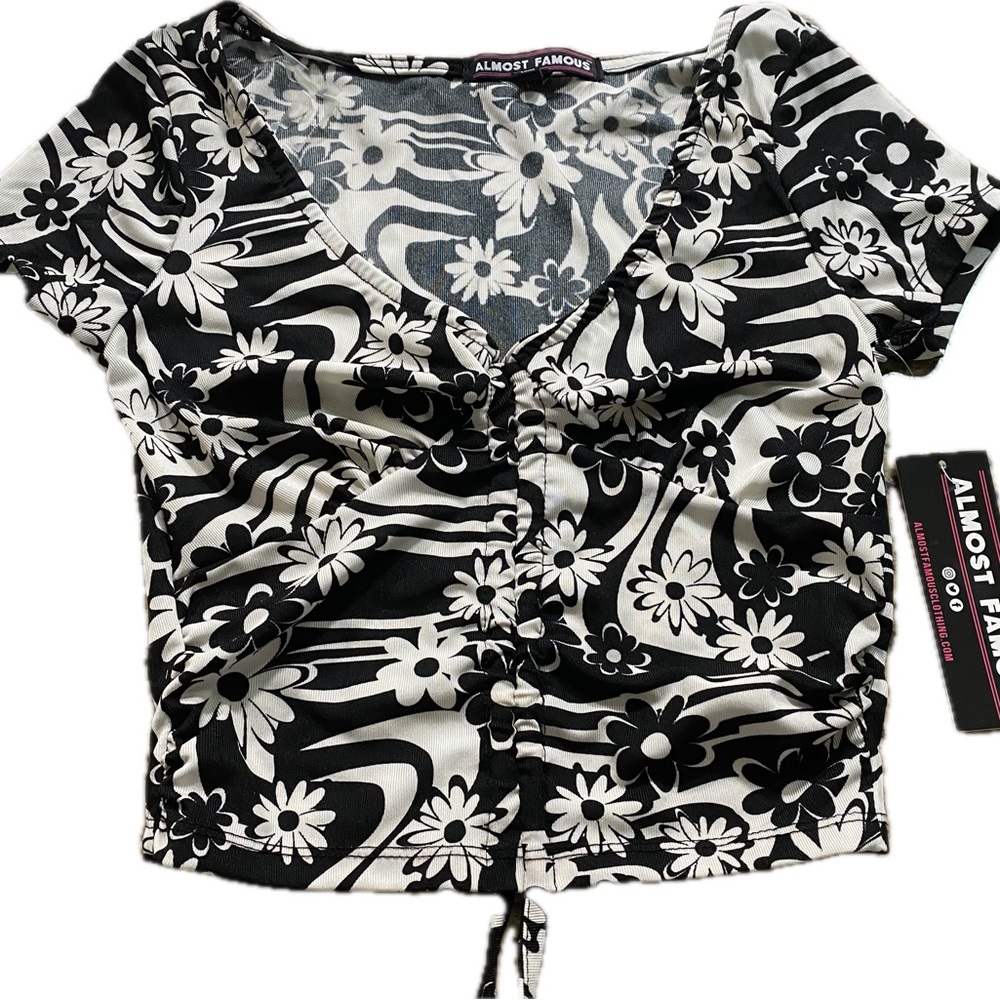 Y2K Black and White top
